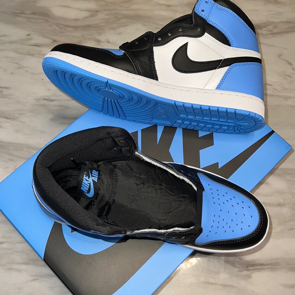Jordan 1 Retro High OG University Blue